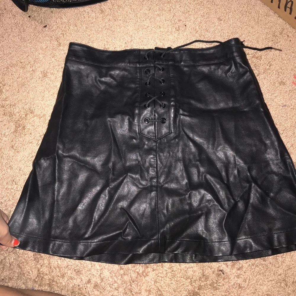 black leather skirt American threads